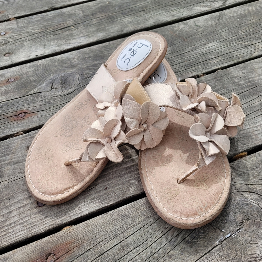 b.o.c. floral sandals - Picture 2 of 6